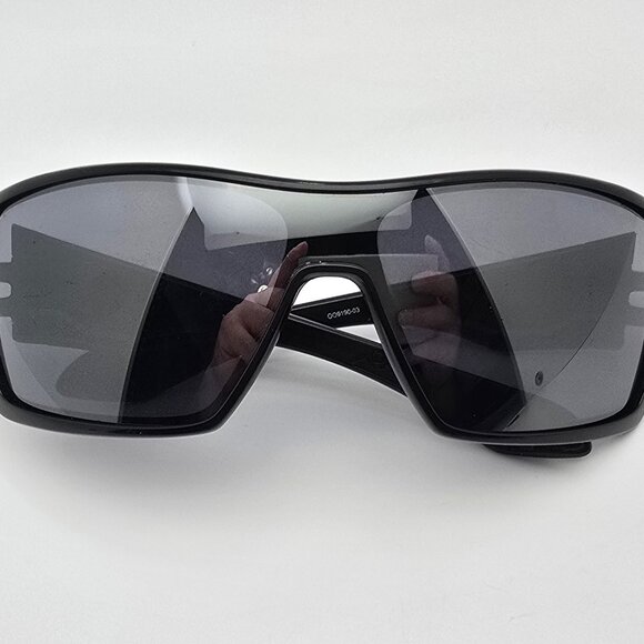 Oakley OO9190-03 Offshoot Polished Black Sunglasses FRAME ONLY 131-19-127 - Picture 14 of 16